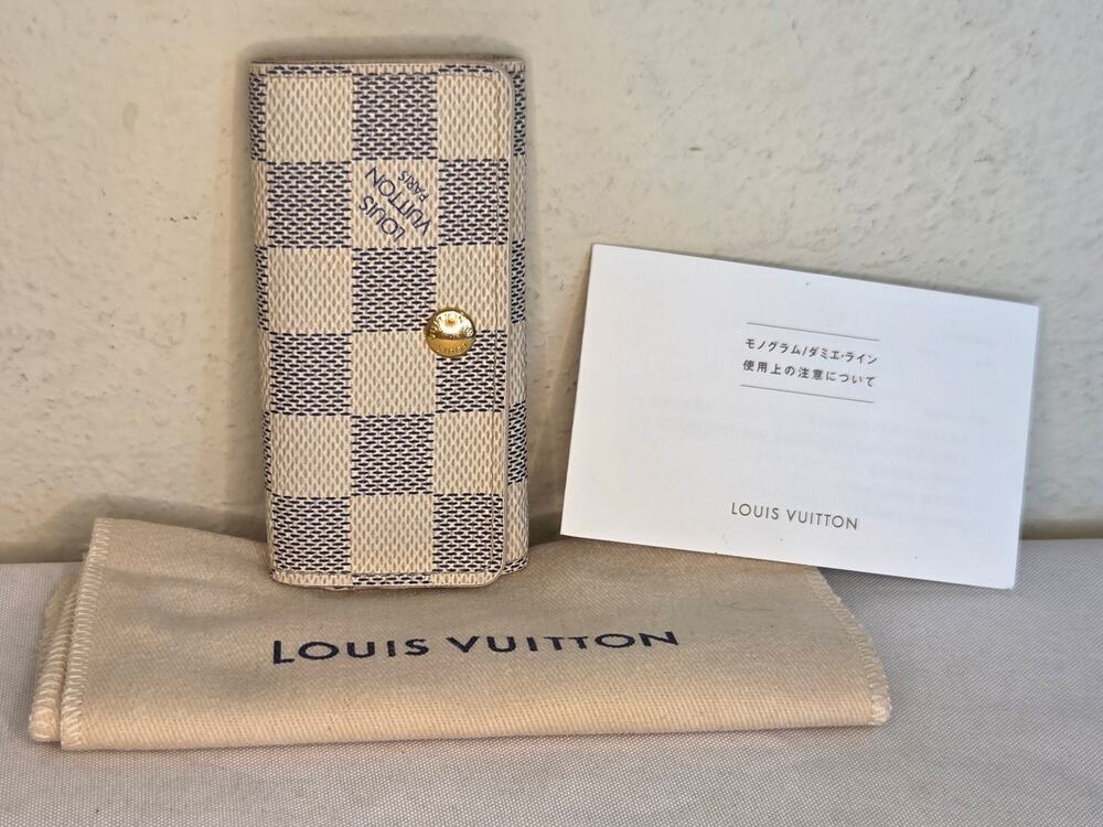 Louis Vuitton Damier Azur 4-Key Holder (Multicles 4) w/ Dust Bag & Care Booklet